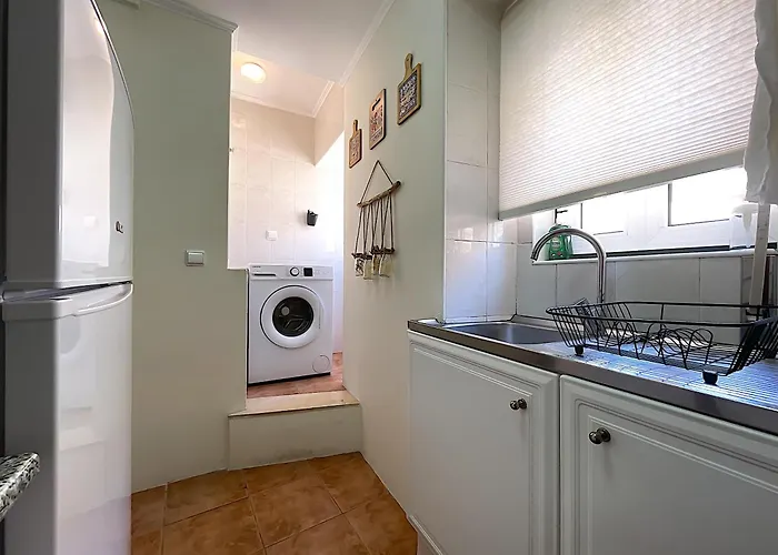 Cozy 3 Bedroom In Belem 3 To 5 Guests Апартаменты *