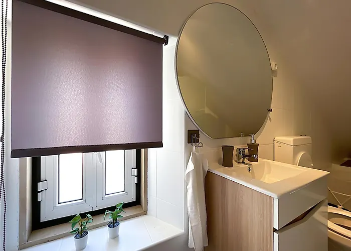 Cozy 3 Bedroom In Belem 3 To 5 Guests Апартаменты *